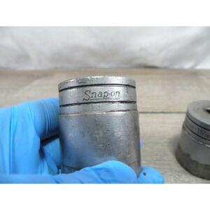 Snap-on SW-401 1-1/4" 12-Point Socket 1/2" Drive Vintage USA